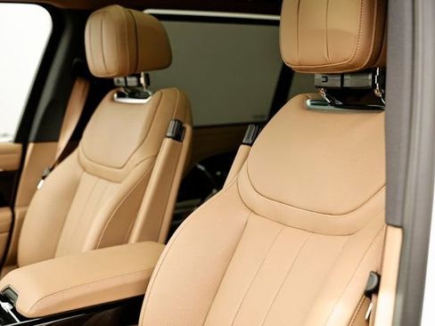 New 2026 Land Rover Range Rover Long Wheelbase SE image 28