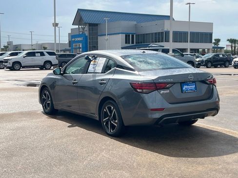 Used 2024 Nissan Sentra SV FWD image 14