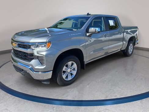 Used 2025 Chevrolet Silverado 1500 LT RWD image 1