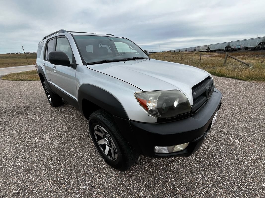 Used 2003 Toyota 4Runner SR5 AWD/4WD image 7