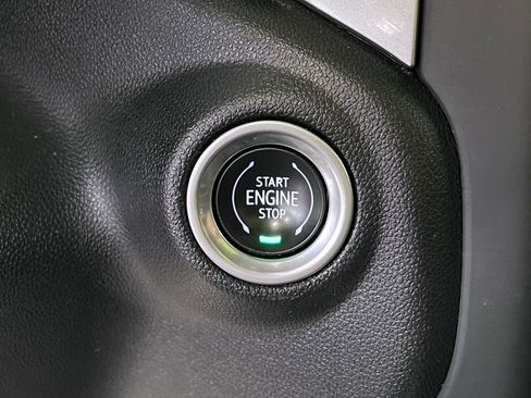 Used 2021 Chevrolet Silverado 1500 LT Trail Boss image 25