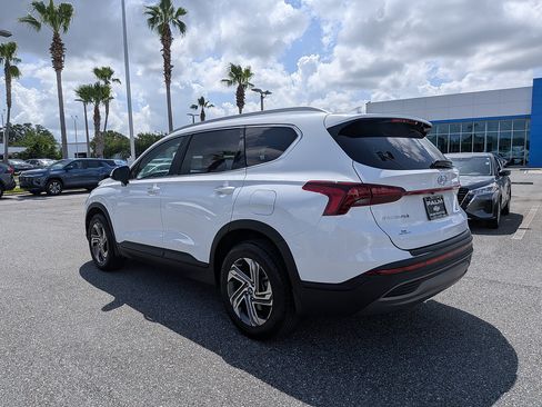 Used 2023 Hyundai Santa Fe SEL w/ Winter Weather Package FWD image 5