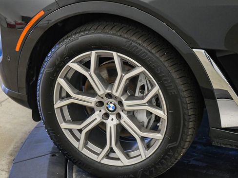Used 2024 BMW X7 xDrive40i AWD/4WD image 10