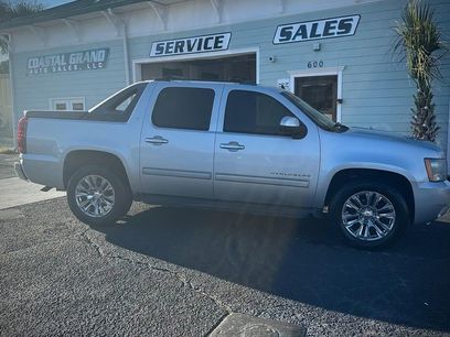 Used 2011 Chevrolet Avalanche LT w/ Luxury Package