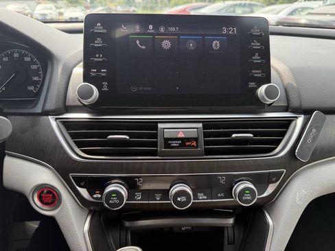 Used 2018 Honda Accord EX-L image 24