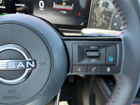 New 2026 Nissan Kicks SR w/ SR Premium Package FWD image 23