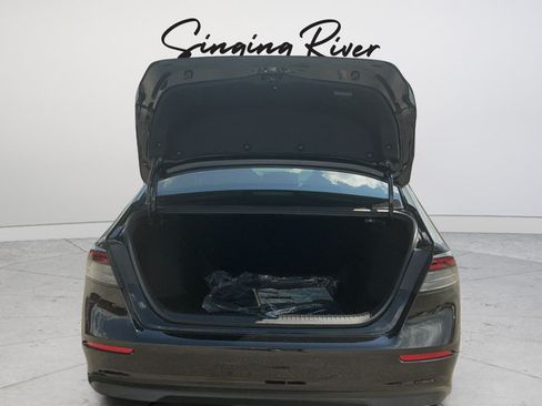 Used 2025 Honda Accord LX image 24