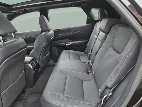 Used 2024 Lexus RX 350 AWD w/ Convenience Package image 18