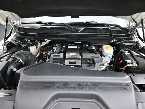 Used 2023 RAM 2500 Limited AWD/4WD image 8