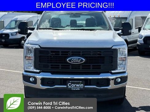 New 2026 Ford F250 XL w/ XL Chrome Package AWD/4WD image 6