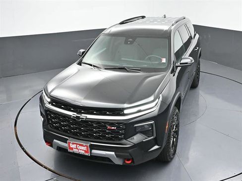 Used 2024 Chevrolet Traverse Z71 w/ Enhanced Driving Package AWD/4WD image 38
