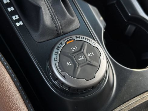 Used 2024 Ford Bronco Outer Banks AWD/4WD image 20