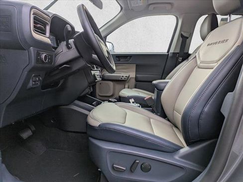 New 2026 Ford Maverick Lariat image 4