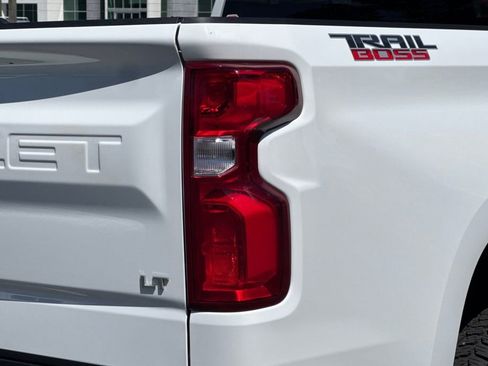 Used 2022 Chevrolet Silverado 1500 LT Trail Boss w/ Protection Package AWD/4WD image 25