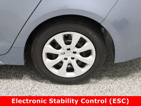 Certified 2024 Toyota Corolla LE image 10