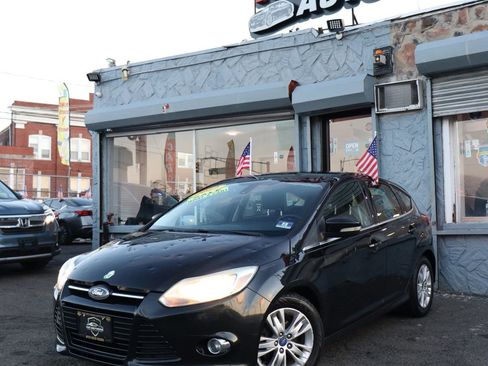 Used 2012 Ford Focus SEL image 3