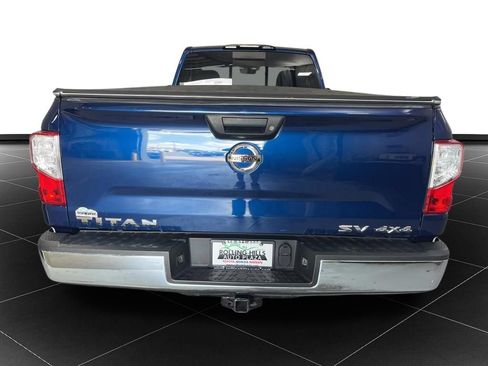 Used 2017 Nissan Titan SV AWD/4WD image 4
