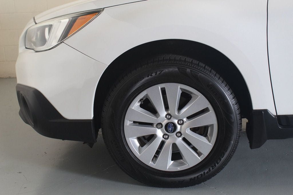 Used 2017 Subaru Outback 2.5i Premium AWD/4WD image 14