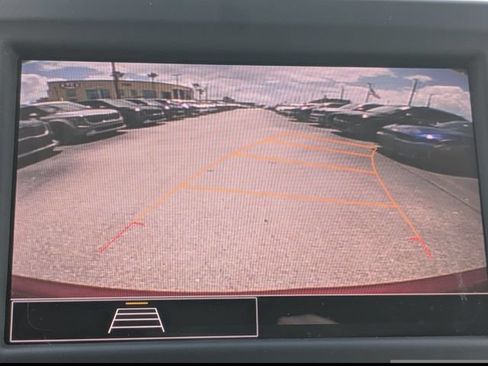 Used 2023 Chevrolet Equinox LT FWD image 22