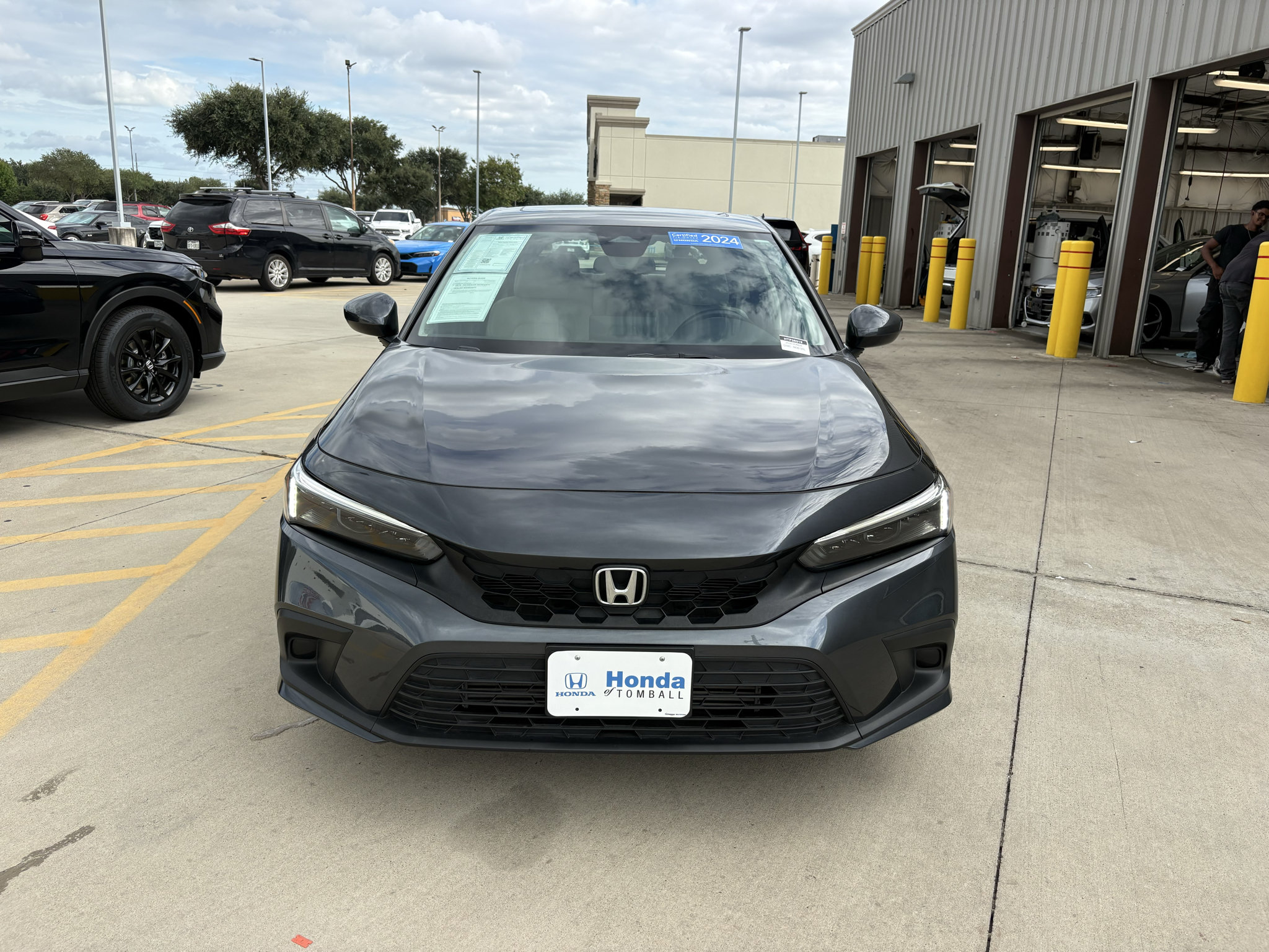 Certified 2024 Honda Civic EX-L image 3