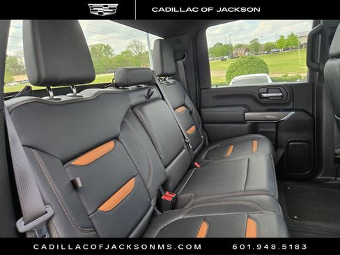 Used 2023 GMC Sierra 2500 AT4 AWD/4WD image 22