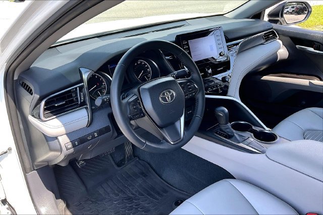 Used 2024 Toyota Camry SE FWD image 14