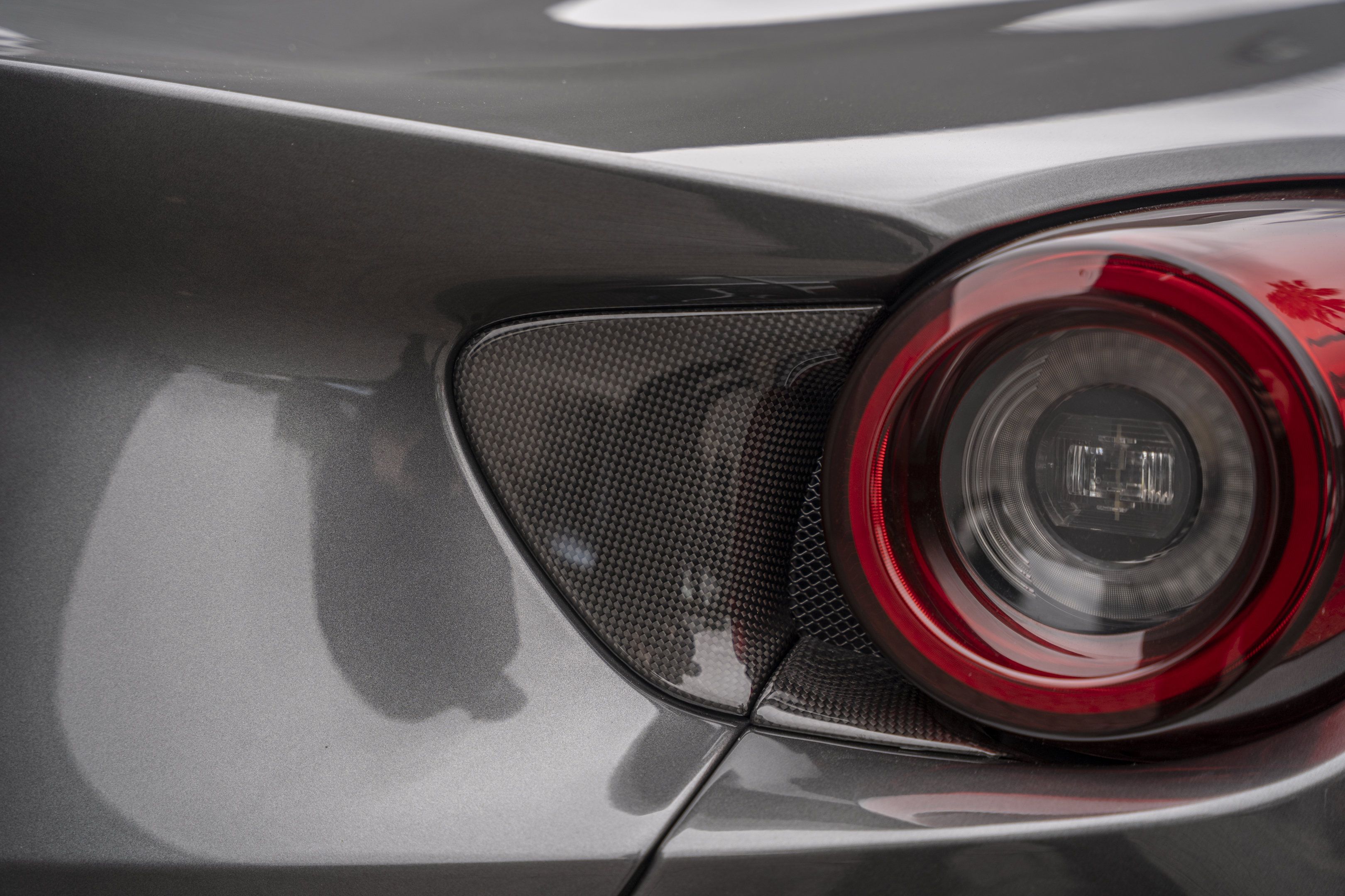 Used 2020 Ferrari Portofino RWD image 14