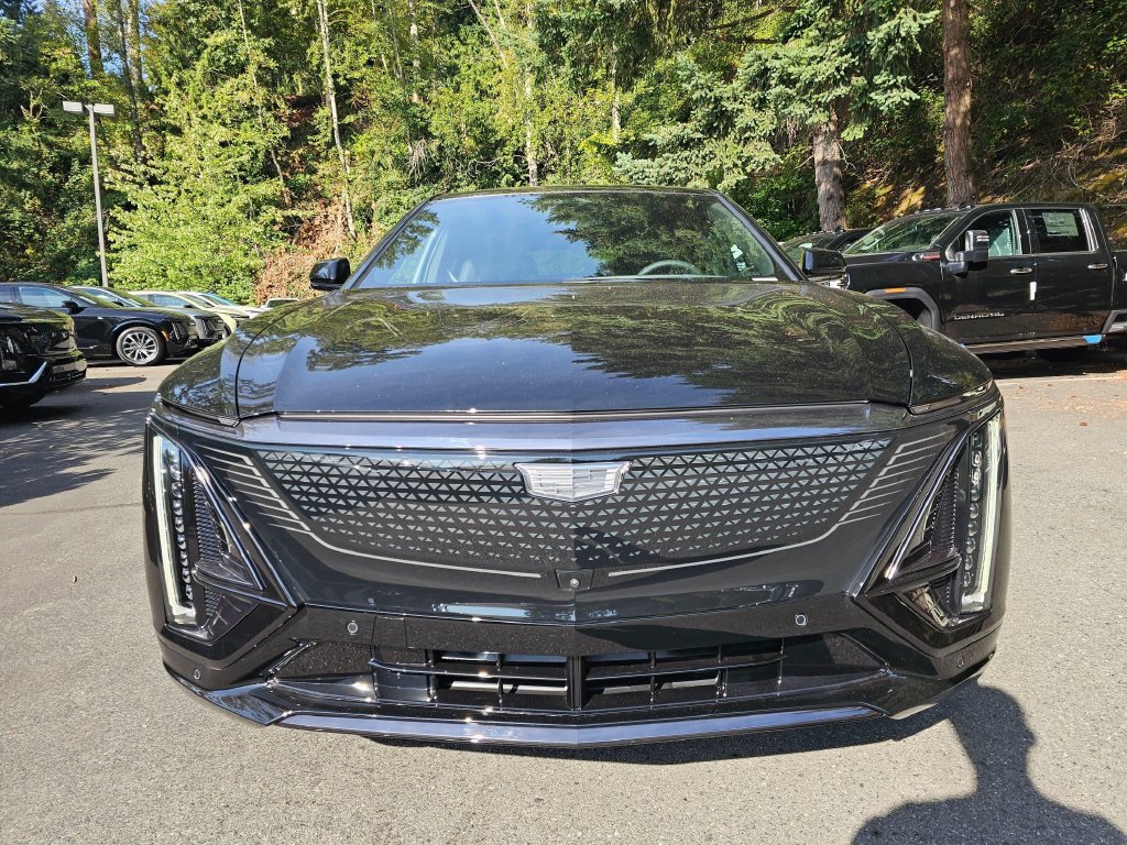New 2027 Cadillac Lyriq Sport AWD/4WD image 2