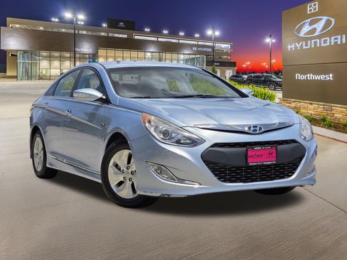 Used 2015 Hyundai Sonata Hybrid FWD image 3