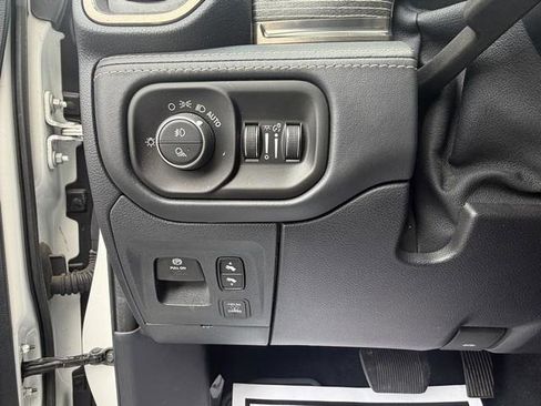 Used 2020 RAM 1500 Limited image 18