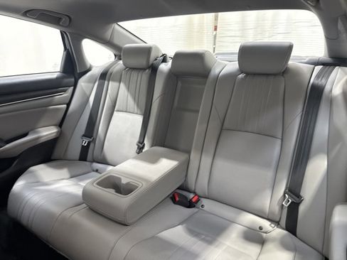 Used 2020 Honda Accord EX-L image 21