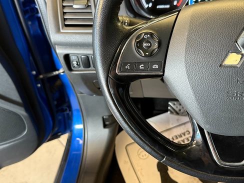 Used 2018 Mitsubishi Outlander Sport LE image 9