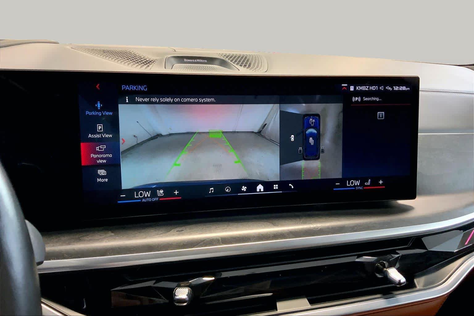 Used 2025 BMW X7 M60i AWD/4WD image 26