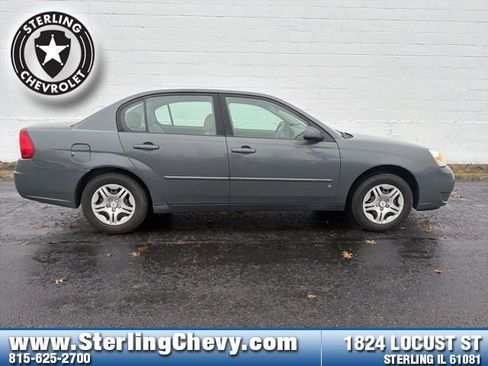 Used 2008 Chevrolet Malibu LS image 6