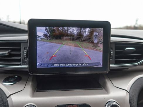 Used 2023 Ford Explorer XLT w/ Equipment Group 202A image 32