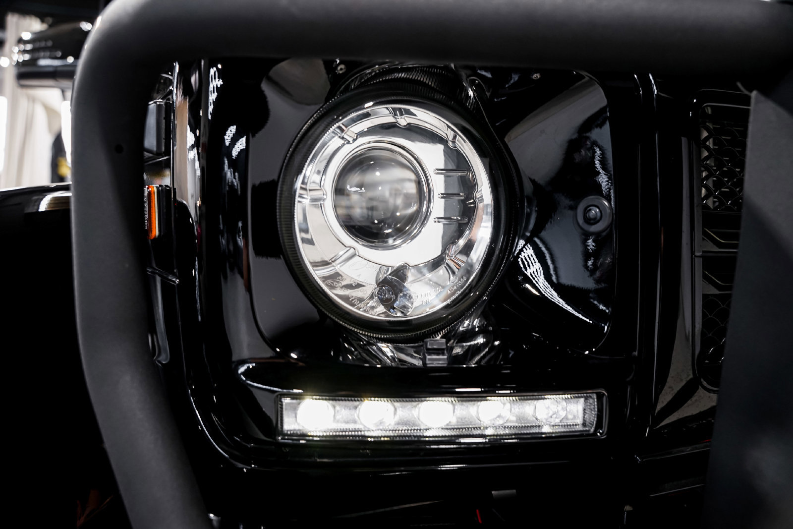 Used 2017 Mercedes-Benz G 550 Squared image 43