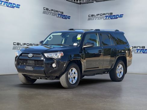 Used 2021 Toyota 4Runner SR5 image 9