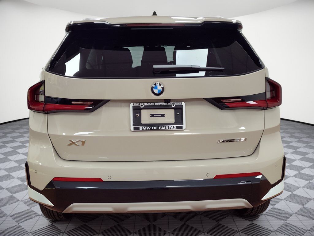 Certified 2026 BMW X1 xDrive28i w/ Convenience Package AWD/4WD image 11