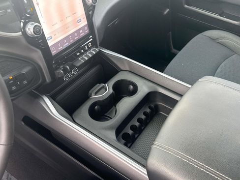 Used 2025 RAM 2500 Big Horn image 25