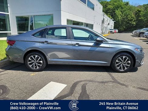 Certified 2025 Volkswagen Jetta S FWD image 33