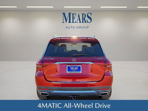 Used 2020 Mercedes-Benz GLE 350 4MATIC w/ Premium Package image 5