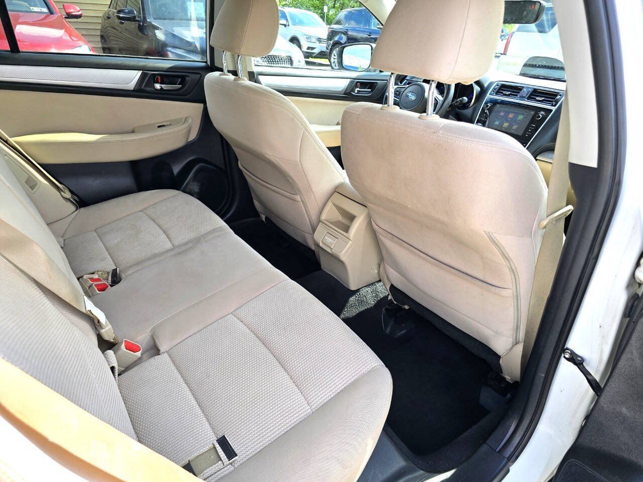 Used 2018 Subaru Outback 2.5i Premium AWD/4WD image 24
