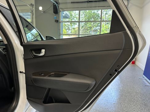 Used 2018 Kia Optima EX w/ Premium Package image 26