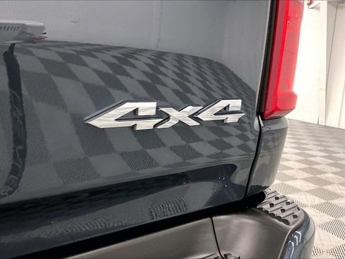 Used 2026 RAM 1500 Limited AWD/4WD image 9