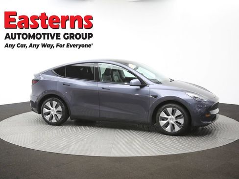 Used 2021 Tesla Model Y Long Range AWD/4WD image 42