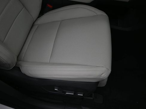 Certified 2025 Hyundai Santa Fe Calligraphy image 11