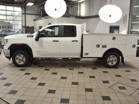 Used 2023 GMC Sierra 2500 Pro w/ Convenience Package AWD/4WD image 3