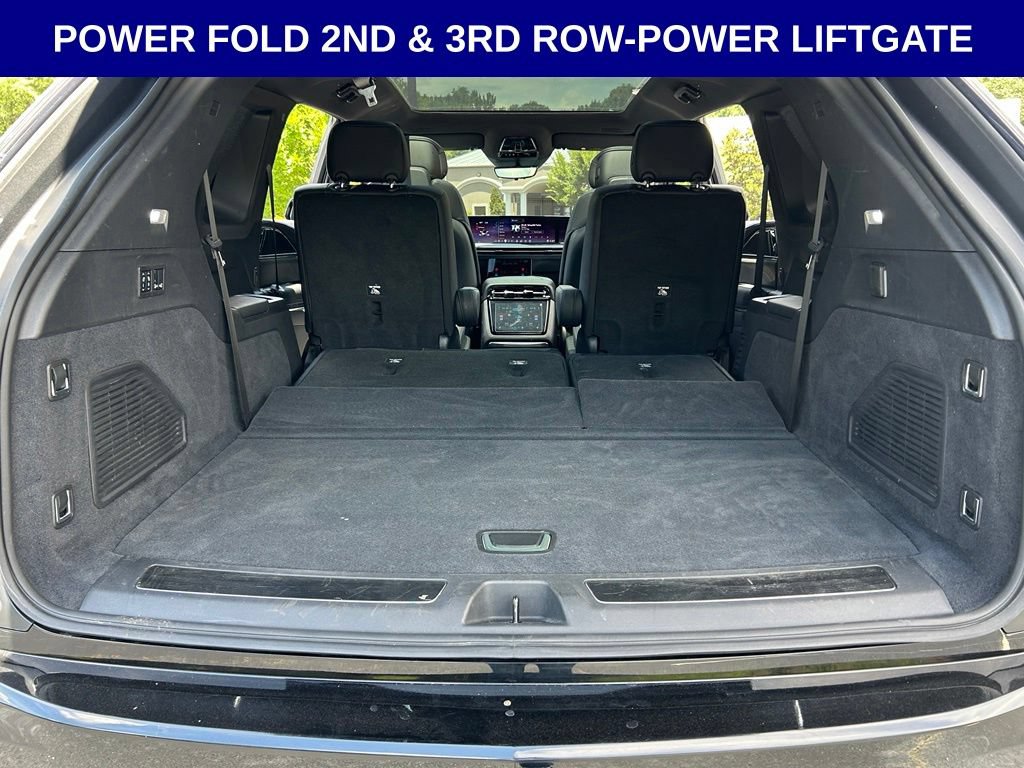 Used 2025 Cadillac Escalade IQ Sport 1 AWD/4WD image 18