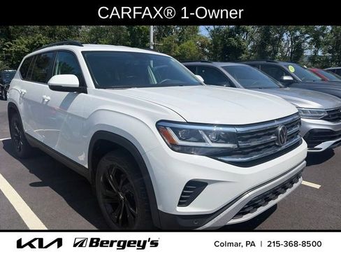 Used 2023 Volkswagen Atlas SE w/ Black Wheel Package AWD/4WD image 3