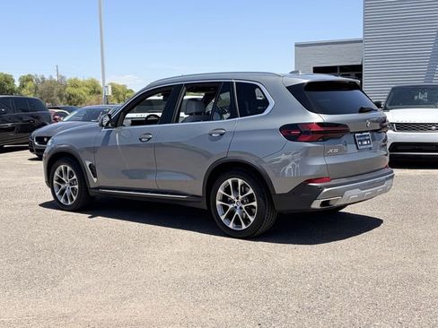 Used 2024 BMW X5 sDrive40i w/ Climate Comfort Package RWD image 7